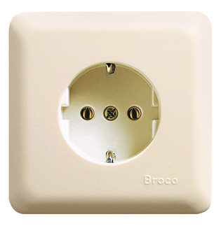 Stop Kontak Broco Inbow / Single Socket Broco