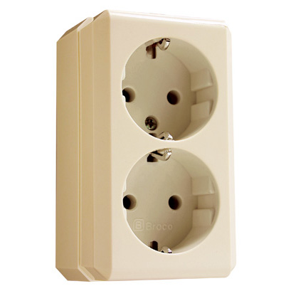 Stop Kontak Arde Seri Outbow Broco / Double Socket Broco