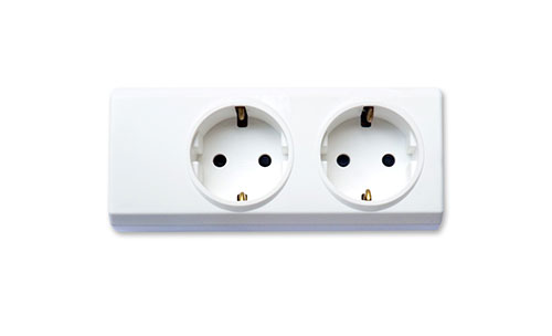 Stop Kontak 2 Lubang Broco / Multiple Portable Socket Outlet (2 Socket)