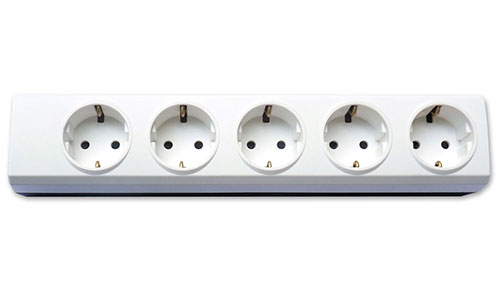 Stop Kontak 5 Lubang Broco / Multiple Portable Socket Outlet (5 Socket)