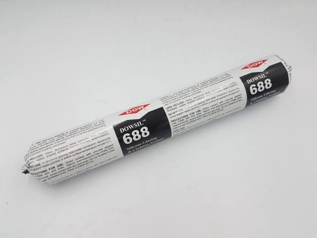 Dowsil 688 Glazing & Caddling Sealant 600ml / Dow Corning